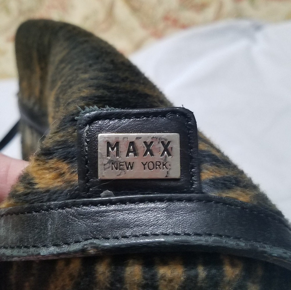 MAXX NY purse animal print EUC med size